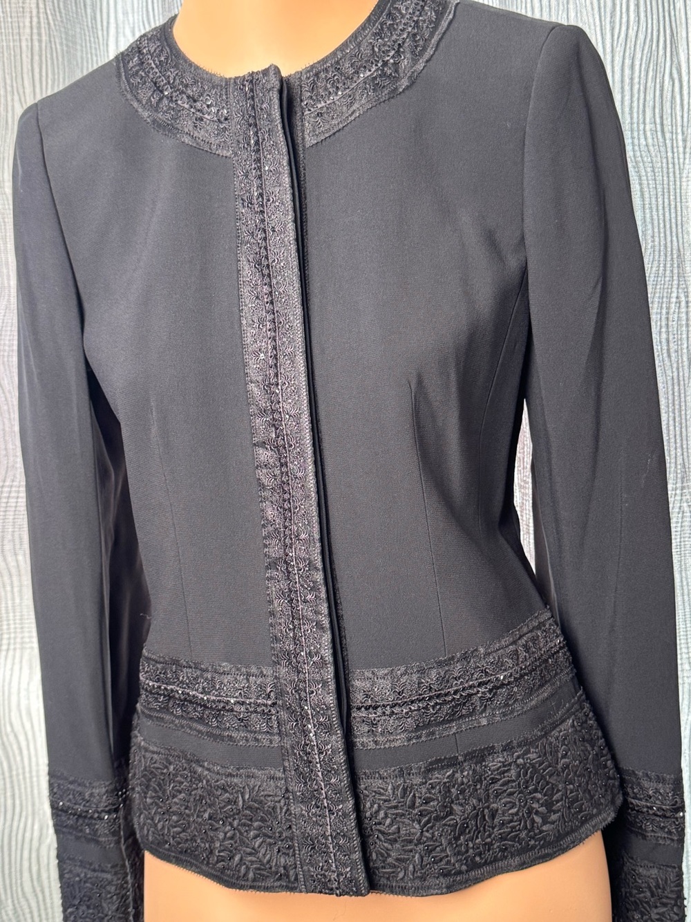 ELLEN TRACY Black Embellished Textured Lace Trim Jacket Size 2